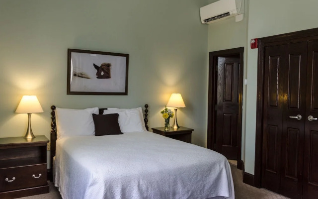 Sheridan Livery Inn & Restaurant