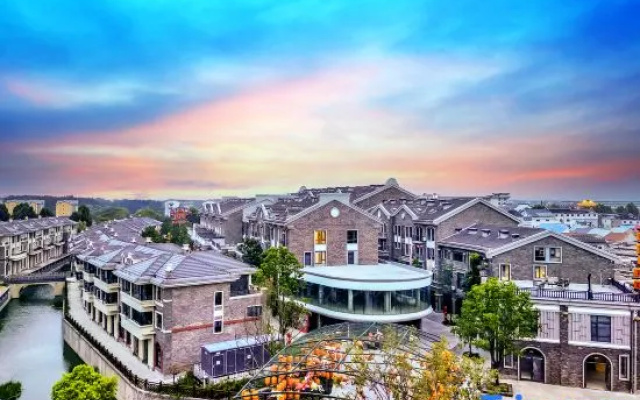 Manju Hotel（Taierzhuang Ancient City Scenic Area）