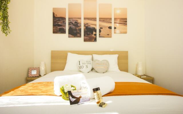 Отель Villa Prana Guest House вид на фасад