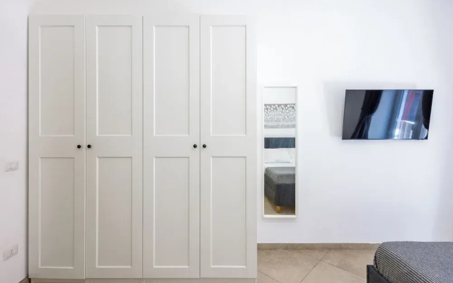 Chiaia Boutique Flat on Pedestrian Area by Napoliapartments