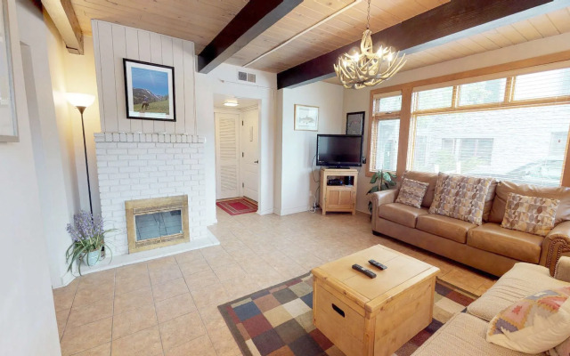 Aspenwood Condominiums