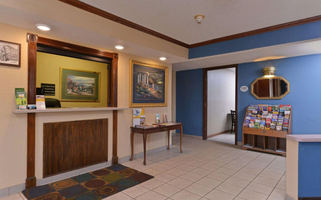 Days Inn by Wyndham Waukegan