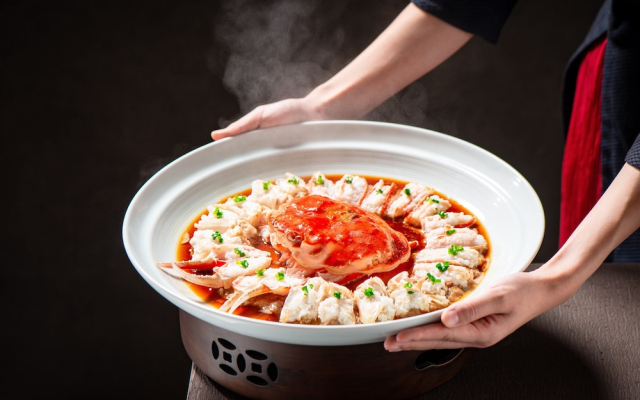 Crowne Plaza Xiangyang Fuchun Lakeside by IHG