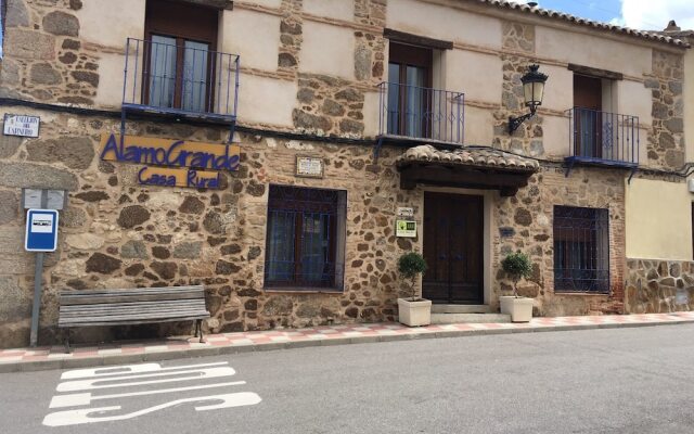 Отель Casa Rural Álamo Grande вид на фасад