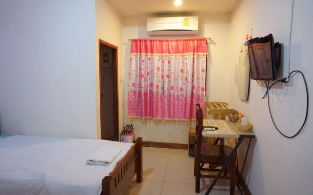 Chomkhong Hotel