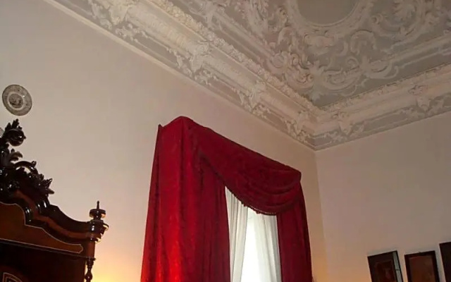 il Palazzo b e b. Lentini