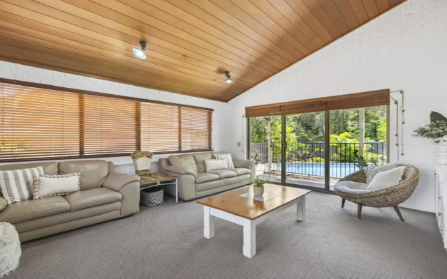 Diggers Beach Surf House
