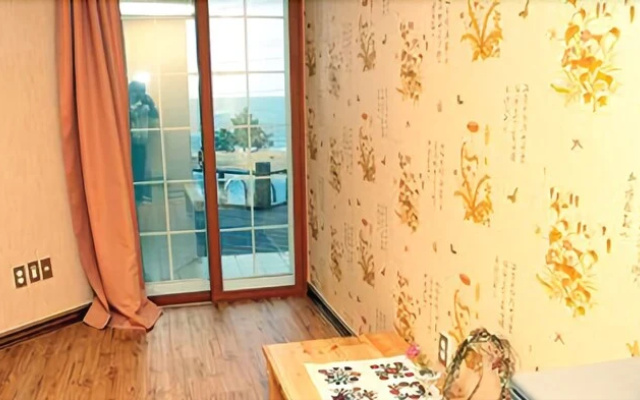 Yeongdeok Daekyung Pension