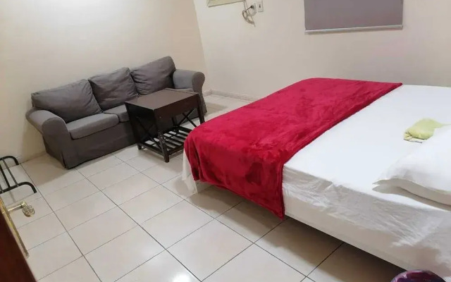 Q Economiy Hotel
