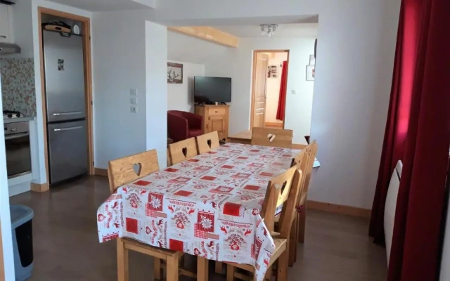 Appartement Albiez-Montrond, 4 pièces, 8 personnes - FR-1-618-3