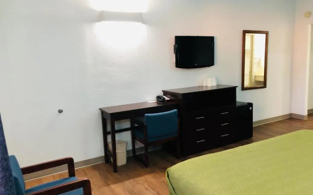 Motel 6-Falls Church, VA - Arlington Boulevard