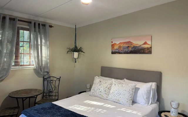 Accommodation at Klein Street-blue