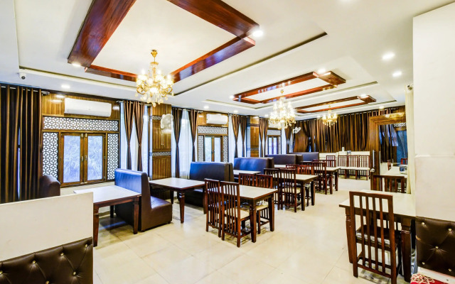 Townhouse Red Hills Lakdikapul Formerly Sitara Grand