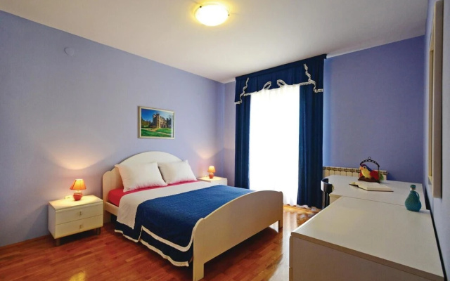 Awesome Home in Labin With Wifi and 3 Bedrooms