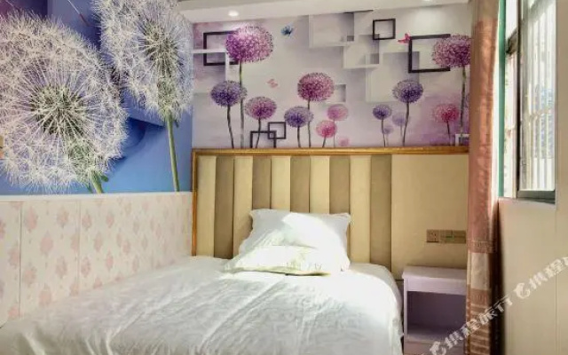 Xinrong Hotel