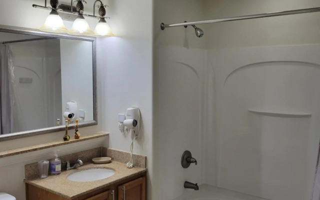 Lakeview Condo Hotel near Disney