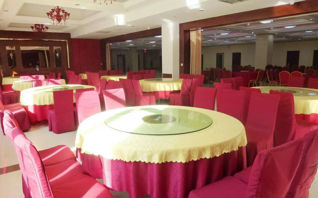Lvshun Hot Spring Holiday Hotel