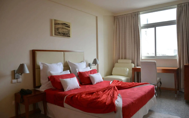Loanda Hotel