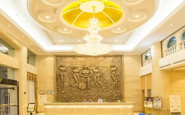 Vienna Hotel (Fuzhou Changle Zhenghe Subway Station)