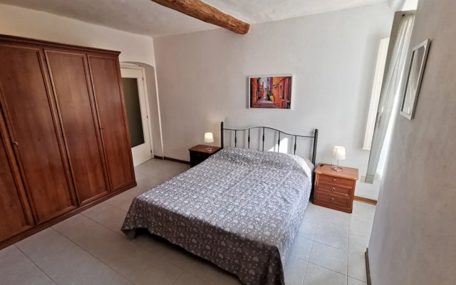 Beautiful Apartment Near The Beach