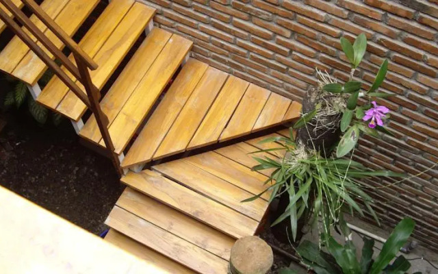 Neina Guest House