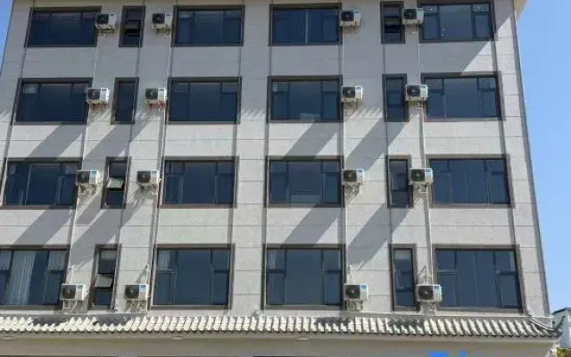 Shiping Qingyaxuan Smart Hotel (Shiping Ancient Town)