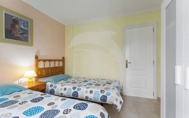 El Médano Apartment With Pool and Garden Views