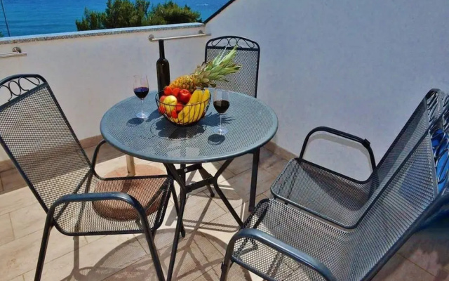 Apartments Brzica