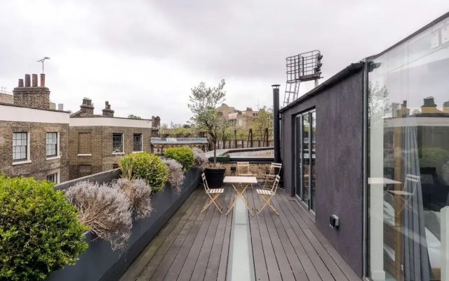 The Cheeky Hideaway - Borough - by Frankie Says