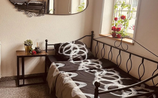 Rose Boardinghouse