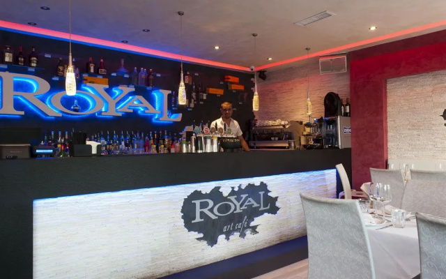 Hotel Royal House