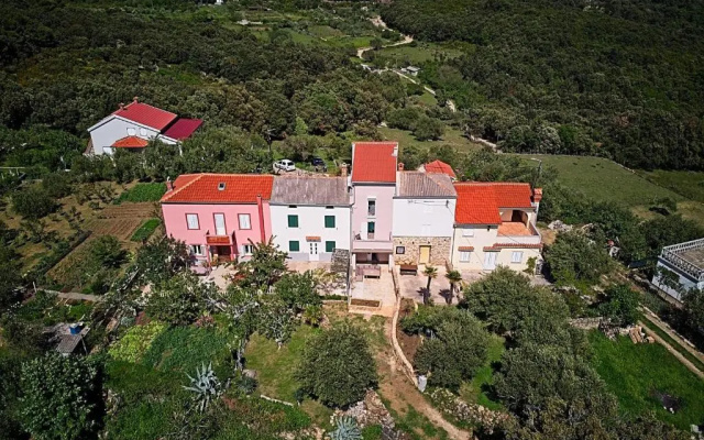 Holiday House Rab