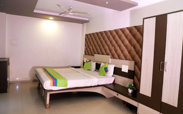 Sachin Regency by OYO Rooms