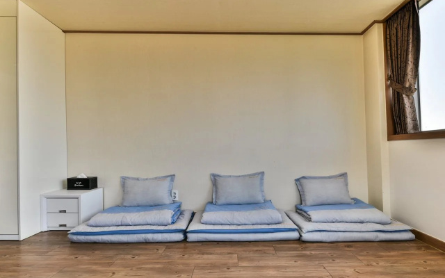 YD Residence