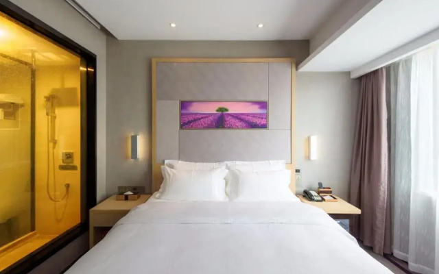 Lavande Hotel Wenchong Branch