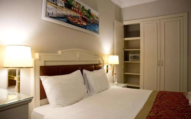 Taksim Metropark Hotel