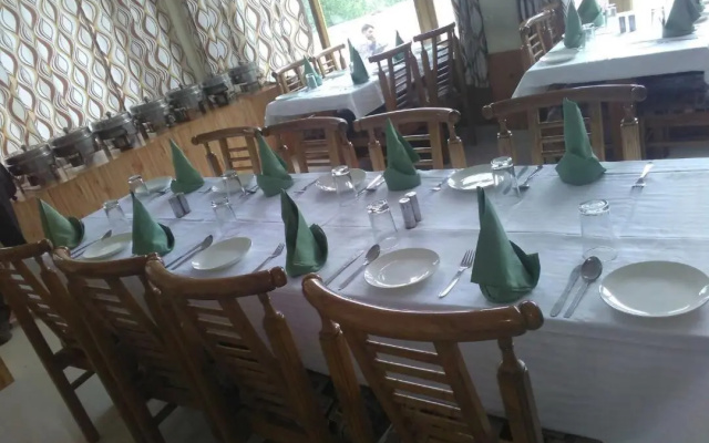 Lotus Inn River View