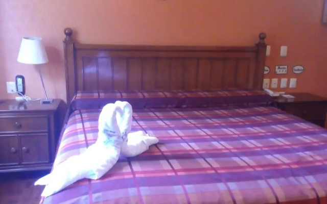 Hotel Real Azteca