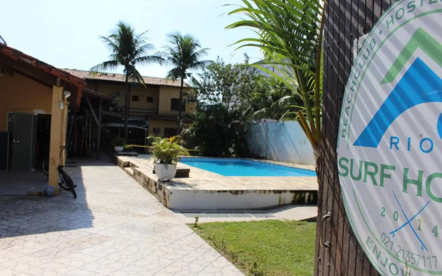 Rio Surf House Hostel e Pousada