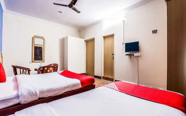 Royal Suite by OYO Rooms