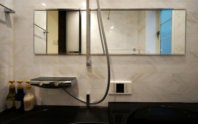 Real Life AOYAMA 1BR suite 2 double bed 3min metro
