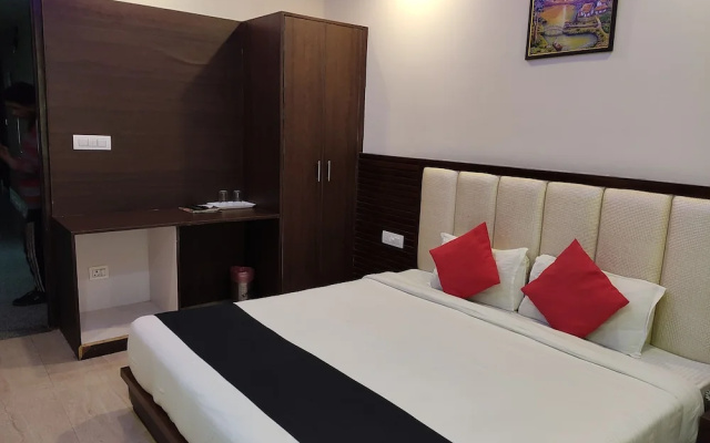 Capital O 37973 Hotel Shiv Vilas