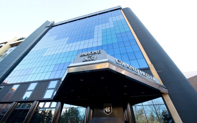 Grand Hotel Barone Di Sassj вид на фасад