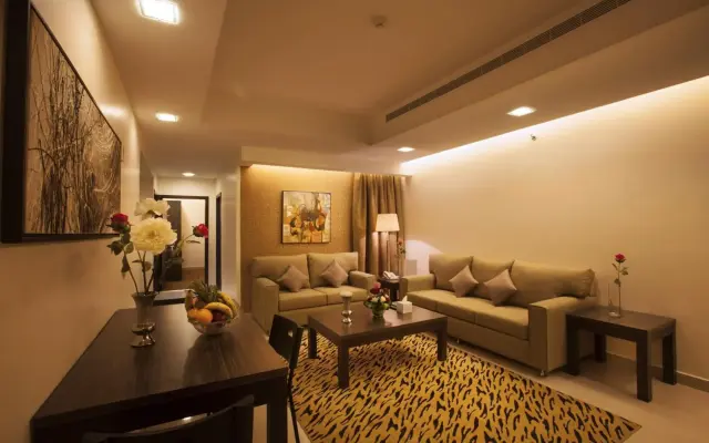 Watheer Hotel Suite