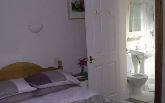 Holly Trees Hotel
