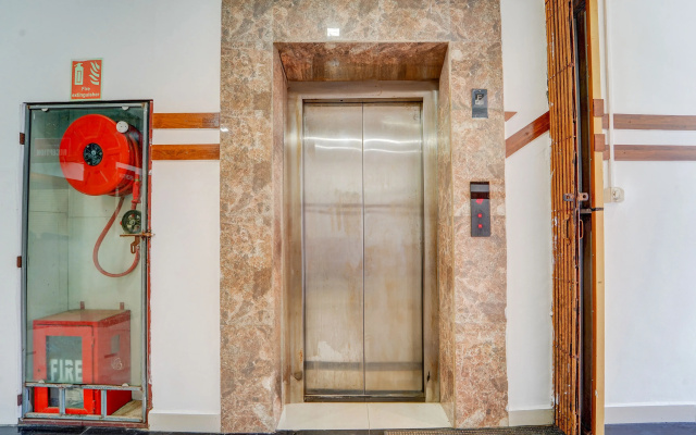 OYO Flagship 28744 Olive Residency