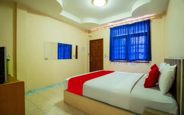 Baan Ruangrungroj by OYO Rooms