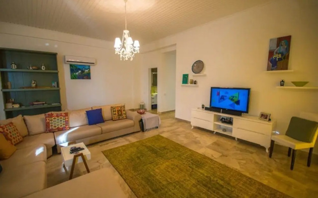 Villa Ella