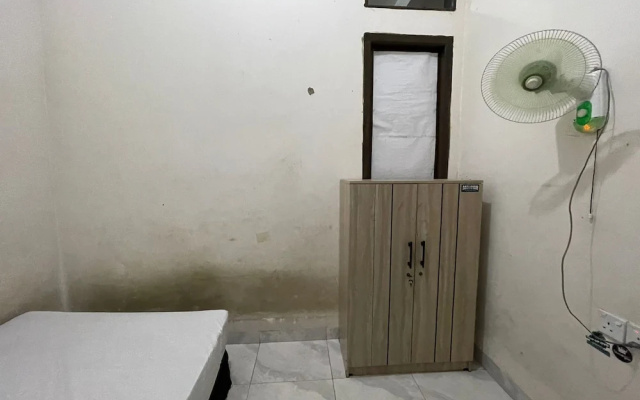 OYO Life 93147 Rumah Kos Shilah Habib Syariah