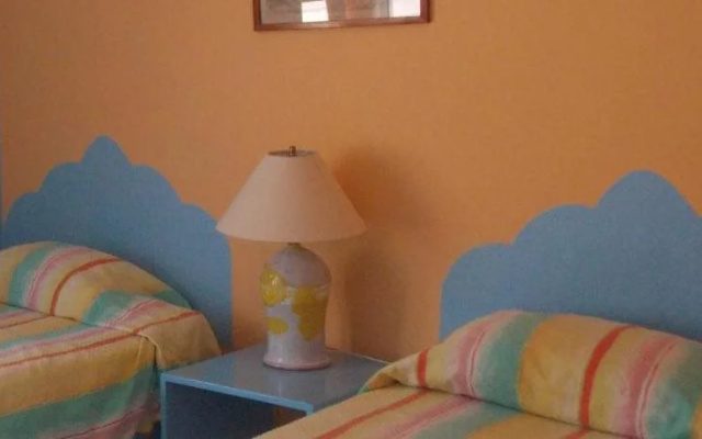 Tropix Hotel